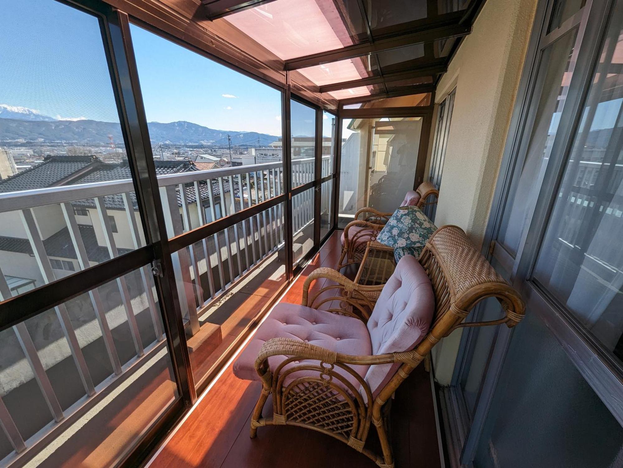 Hotel Wwj Ина Экстерьер фото